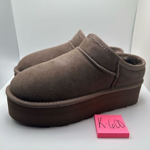 CUSHIONAIRE Women's Genuine Suede Cozy Mule Platform +Memory Foam 8.5 TAUPE - Picture 3 of 7